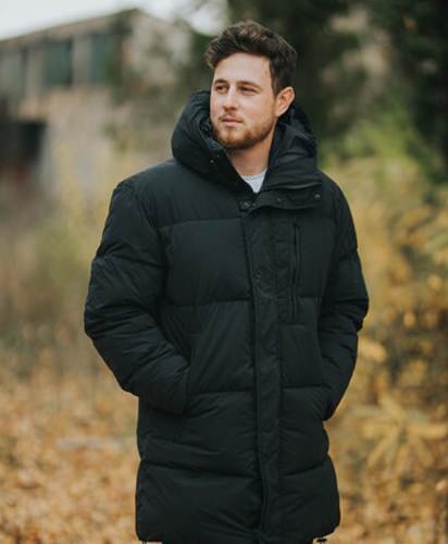 https://cms.verostyleltd.com/admin/uploads/product/mans-padded-jacket-with-hood/1750325587JoBa1.jpg
